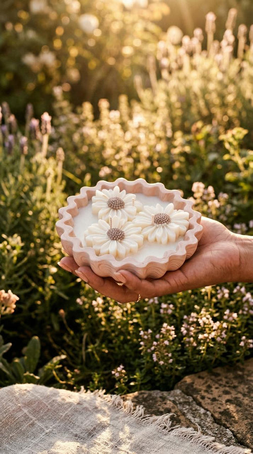 Daisy Bloom Soy Candle